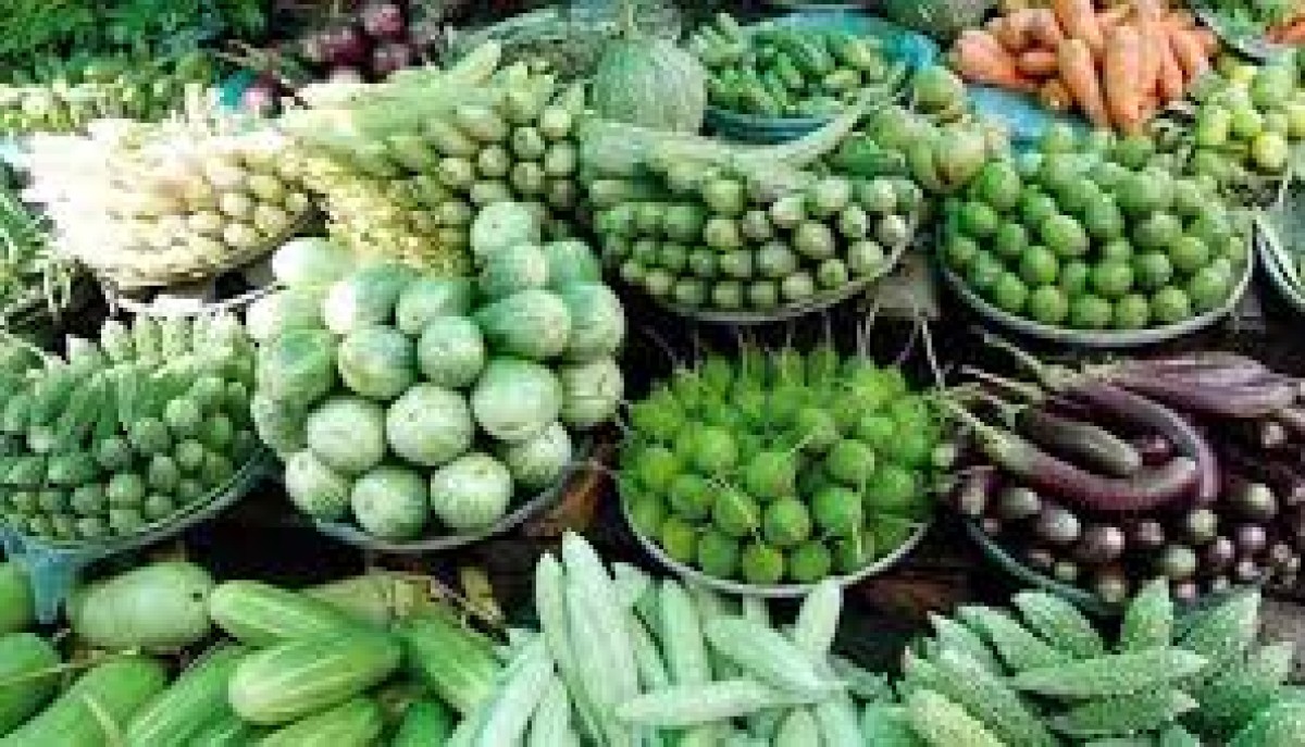 স্থিতিশীল সবজি বাজার, বেড়েছে পেঁয়াজের দাম স্থিতিশীল সবজি বাজার, বেড়েছে পেঁয়াজের দাম